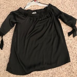 Off shoulder black shirt